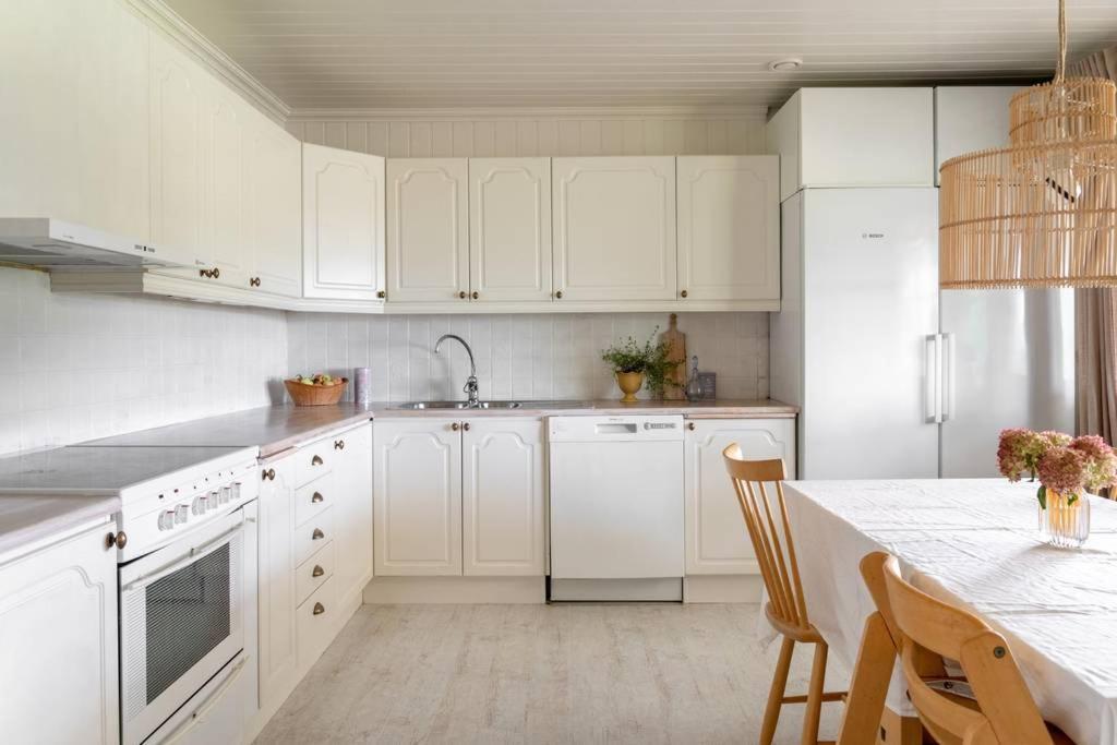A Countryside Villa Close To Uppsala! Zewnętrze zdjęcie